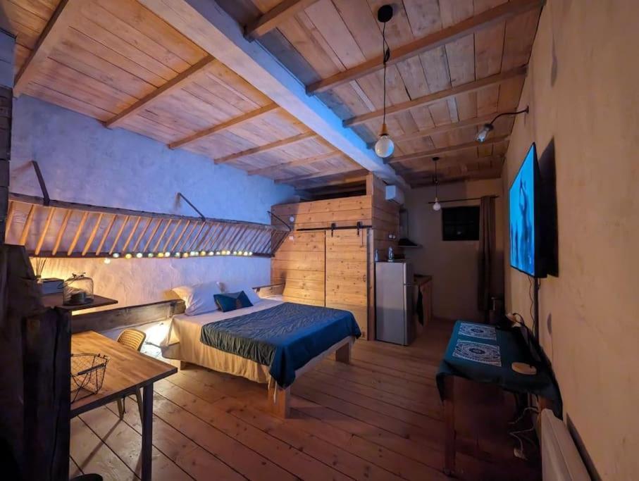 Logement - Studio Independant A Pérouges 외부 사진