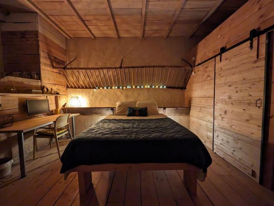 Logement - Studio Independant A Pérouges 외부 사진