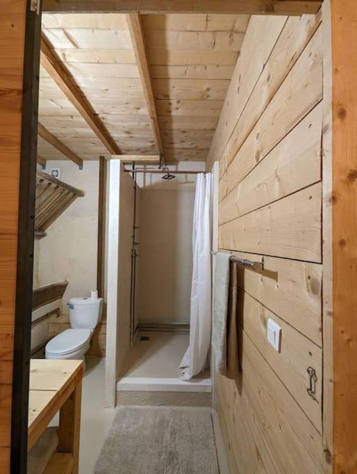 Logement - Studio Independant A Pérouges 외부 사진