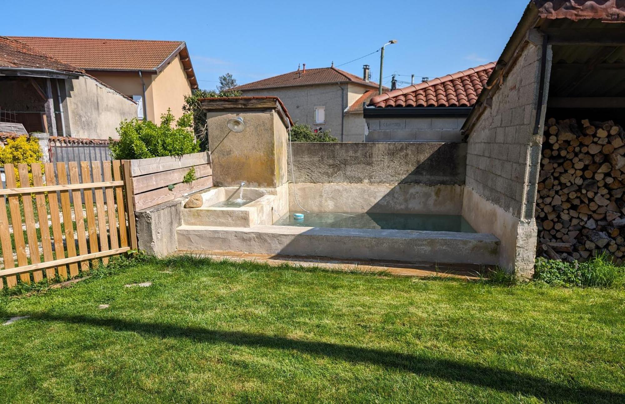 Logement - Studio Independant A Pérouges 외부 사진