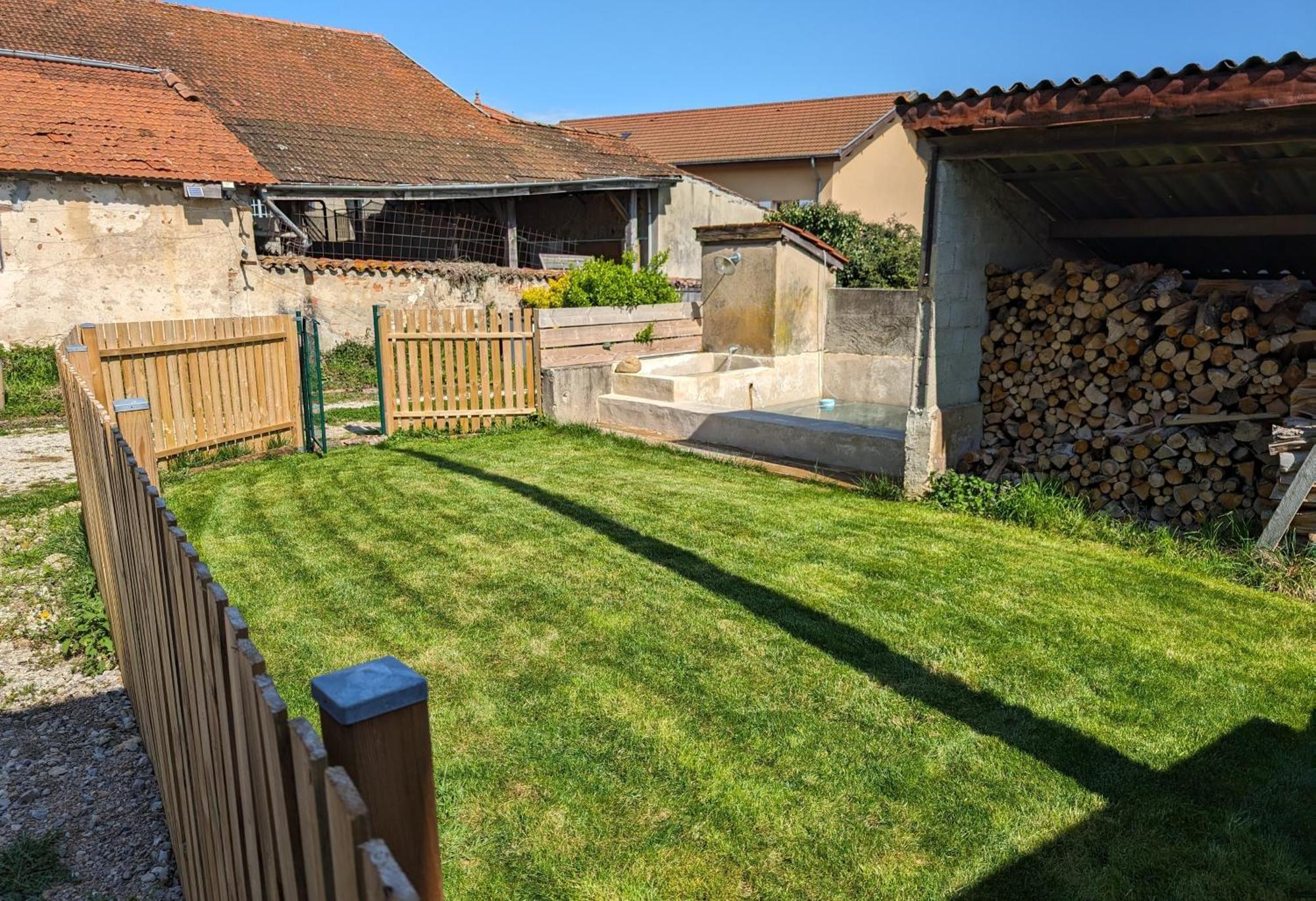 Logement - Studio Independant A Pérouges 외부 사진