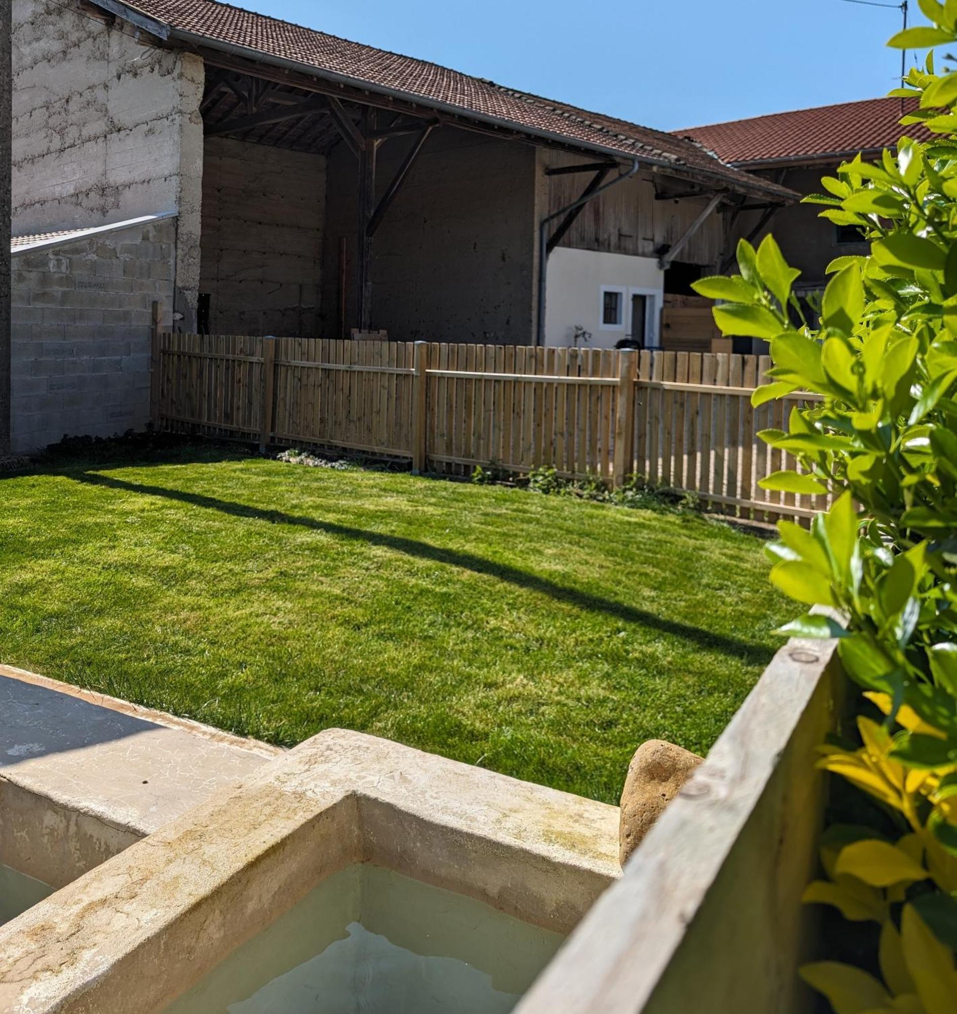 Logement - Studio Independant A Pérouges 외부 사진